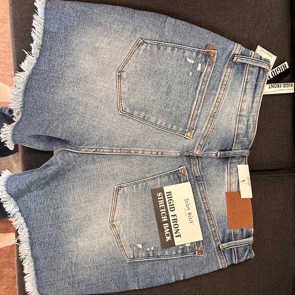 Judy Blue high rise shorts NEW - Picture 5 of 5